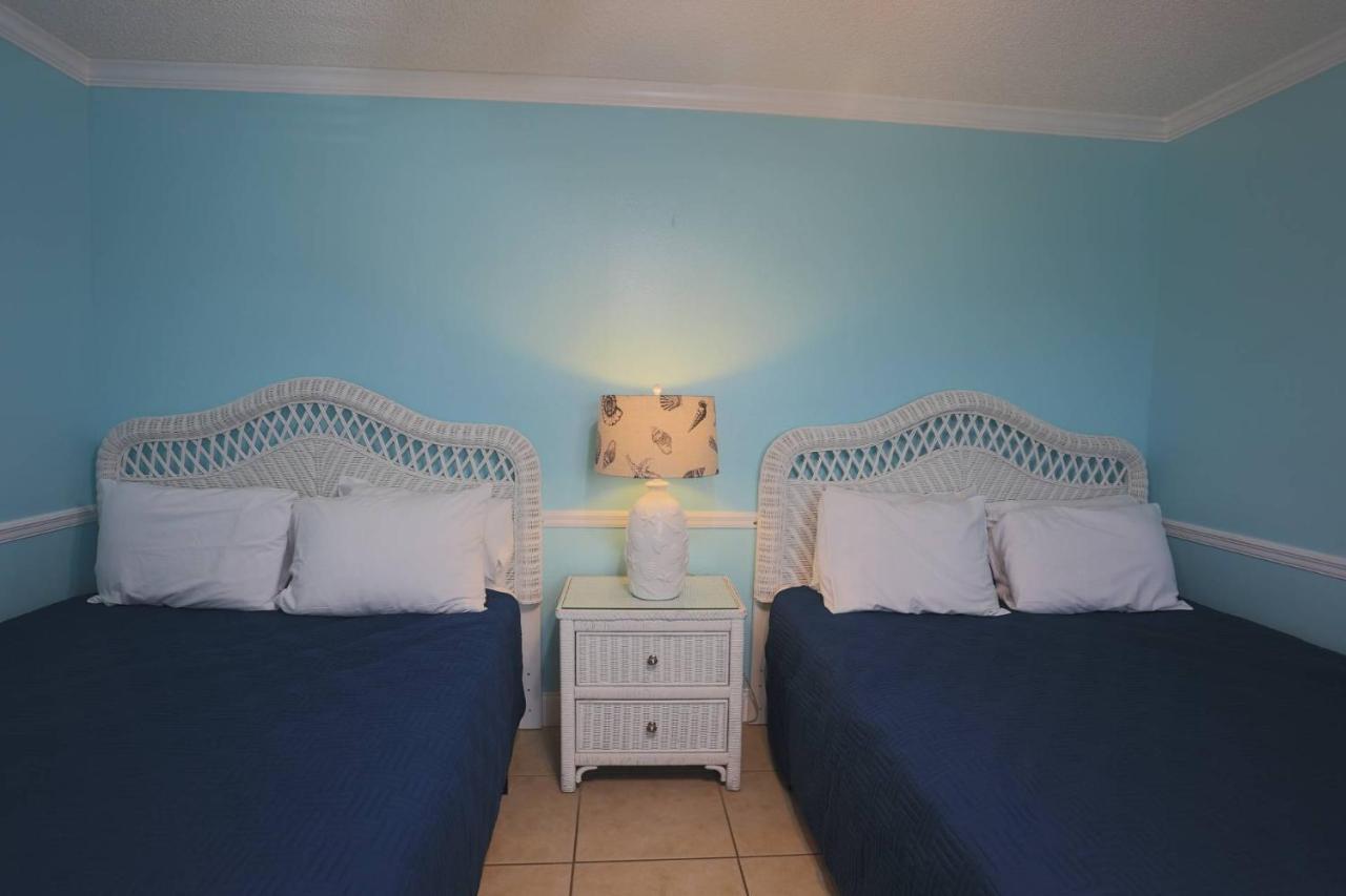100 - Las Brisas St. Pete Beach Esterno foto