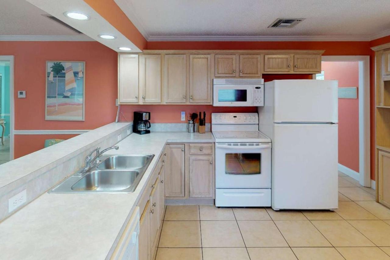 100 - Las Brisas St. Pete Beach Esterno foto